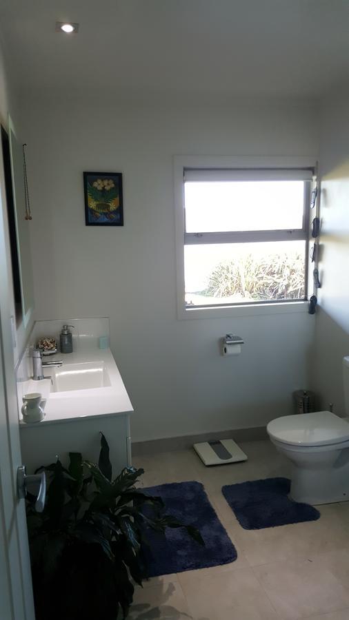 Athenree Waterside Accommodation エクステリア 写真